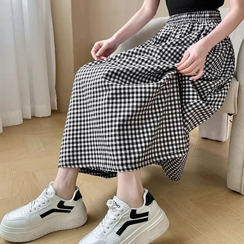 Black and White Plaid A-Line Skirt