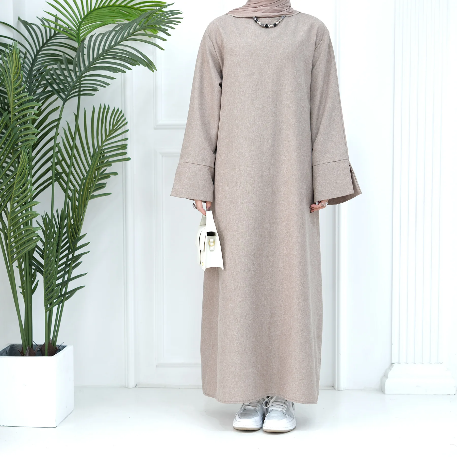 Dubai-Style Abaya for Eid and Ramadan — Image 40