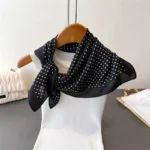 طرحة مربّعة منقّطة — صورة 3
