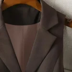 Sleeveless Vest with Classic Collar and Three Buttons — Image 6