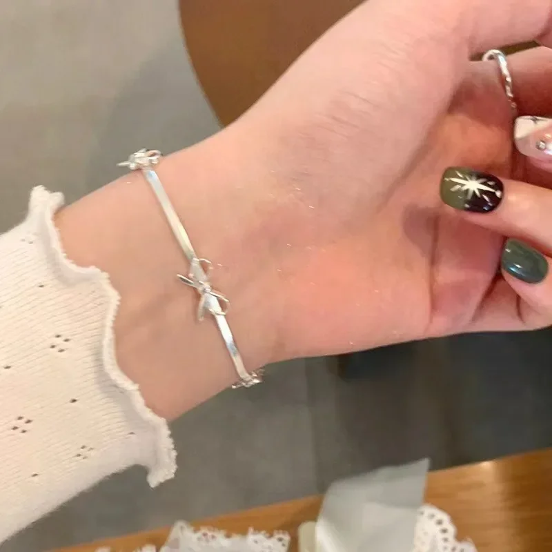 Shiny Bow Bracelet