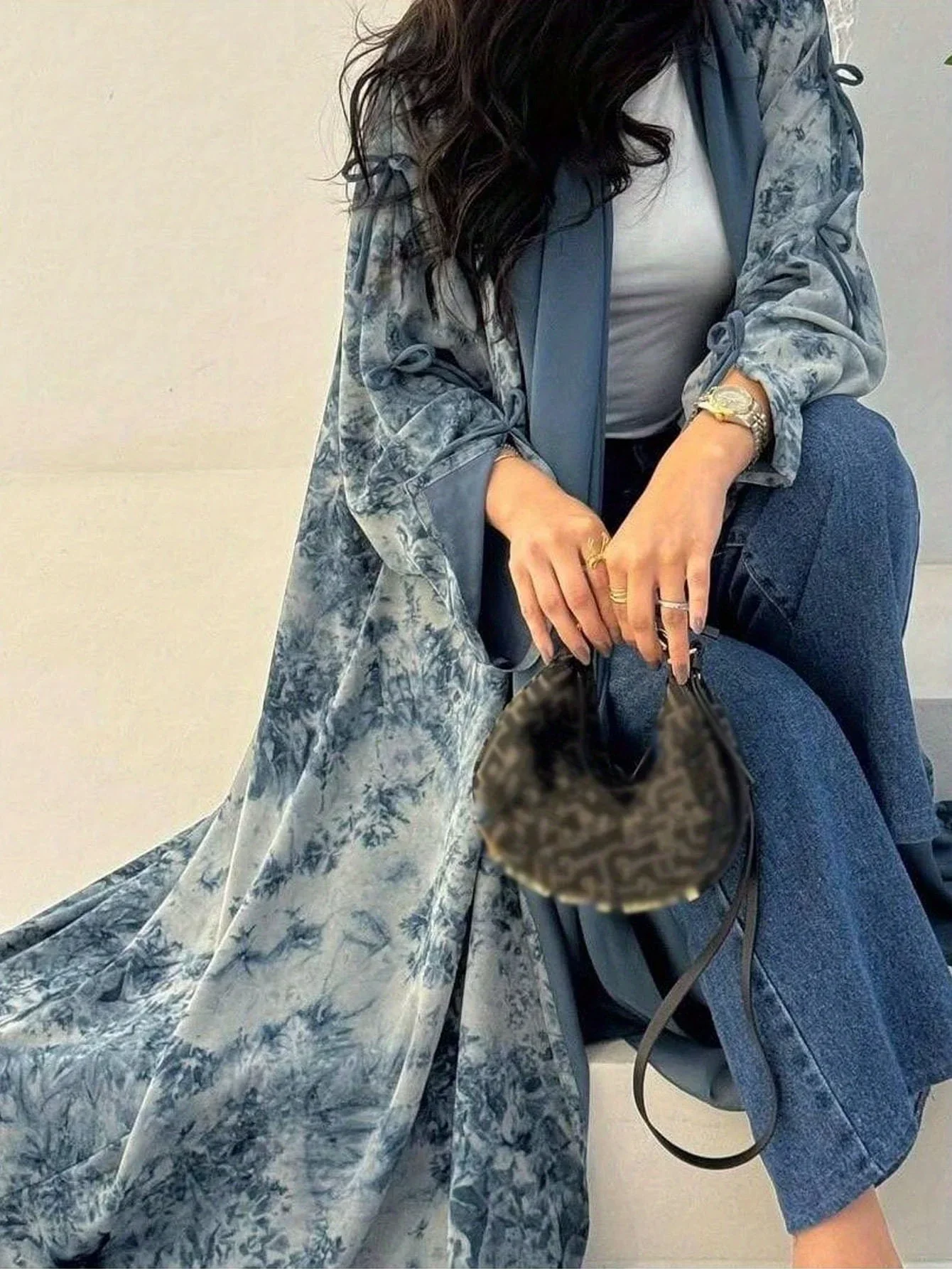 كارديجان واسع بتدرّج تاي داي
