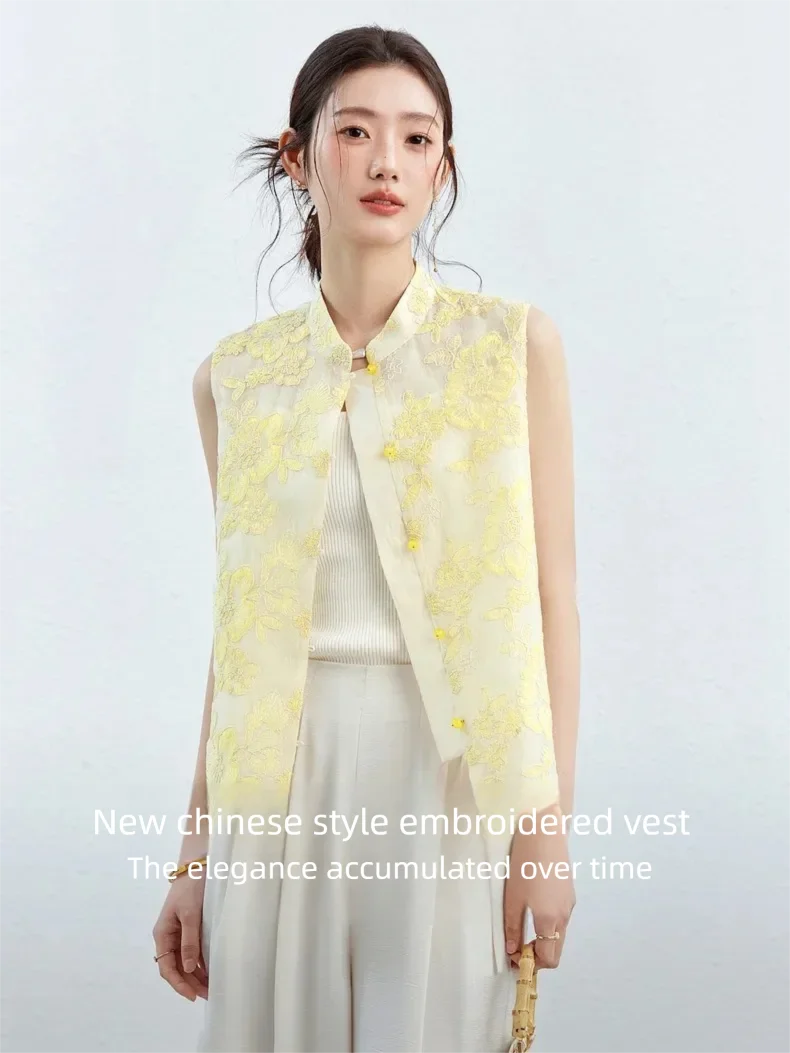 Sleeveless Summer Vest with Floral Embroidery and Front Buttons