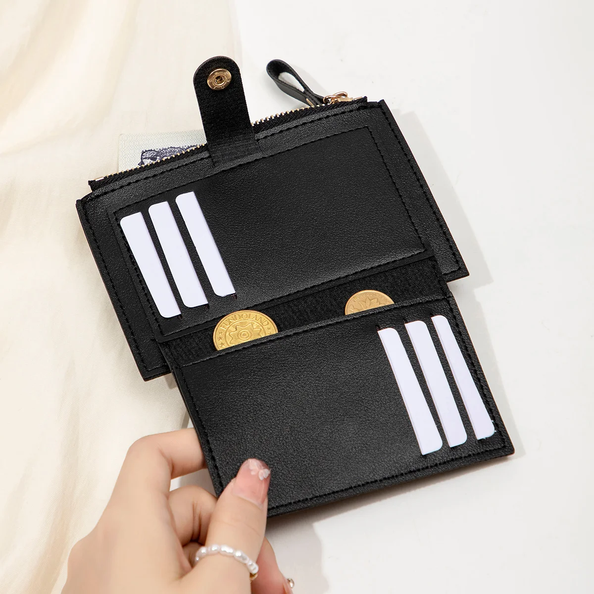 Minimalist Short Bag