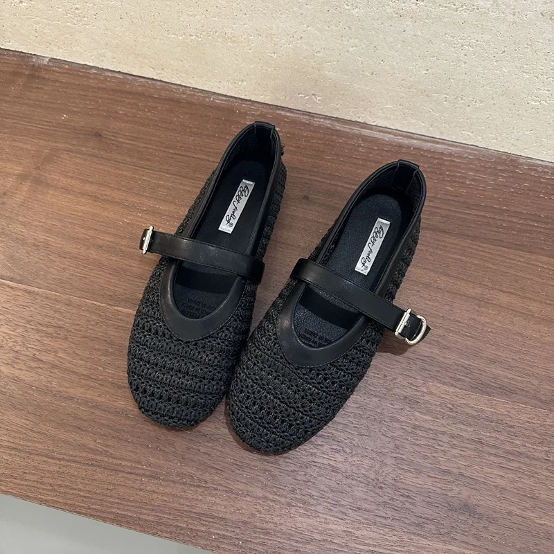 Hollow-Out Summer Flats