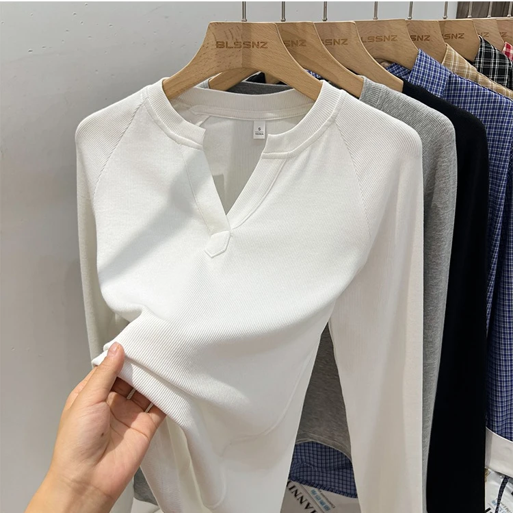 Slim-Fit Long Sleeve V-Neck T-Shirt — Image 10