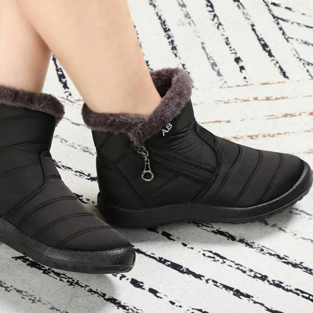 Padded Warm Solid Boots