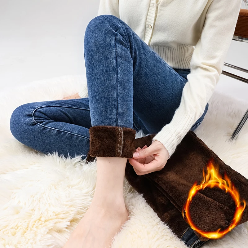 Slim-Fit Warm Winter Jeans — Image 12