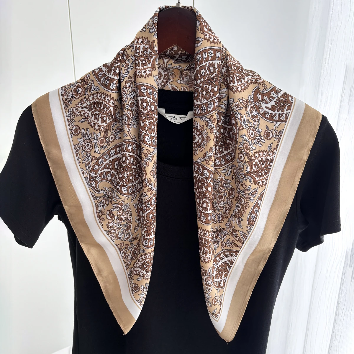 طرحة سادة — صورة تفصيلية 16