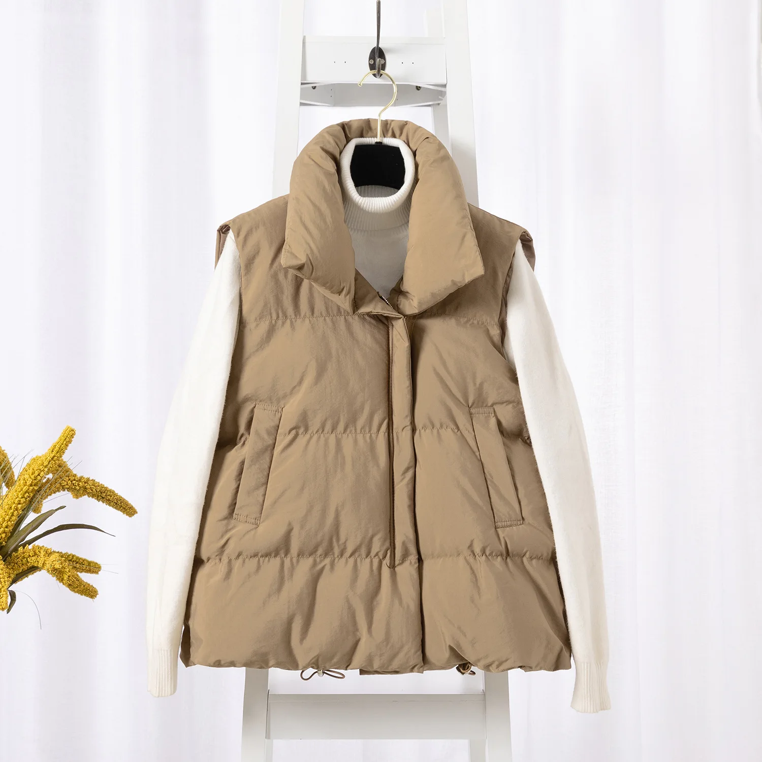 Padded Winter Zip-Up Vest with Pockets and Adjustable Waist