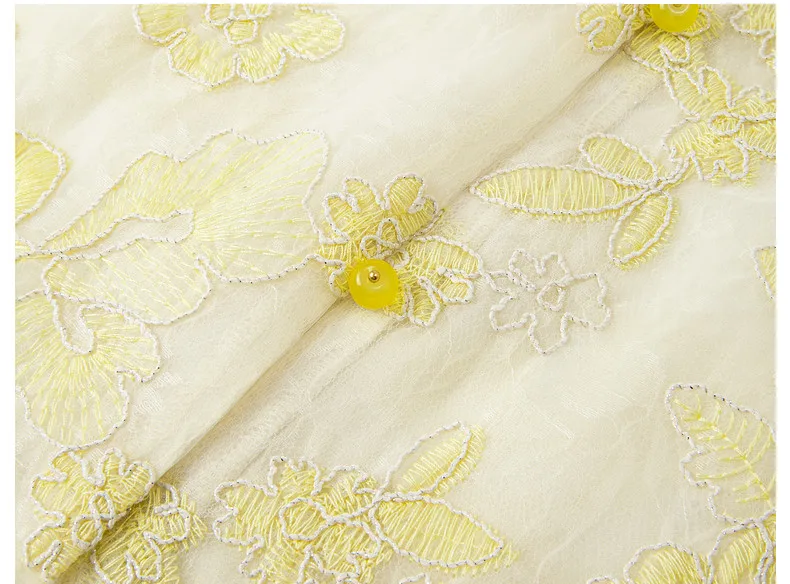 Sleeveless Summer Vest with Floral Embroidery and Front Buttons