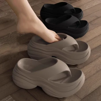 Lightweight Platform Slippers