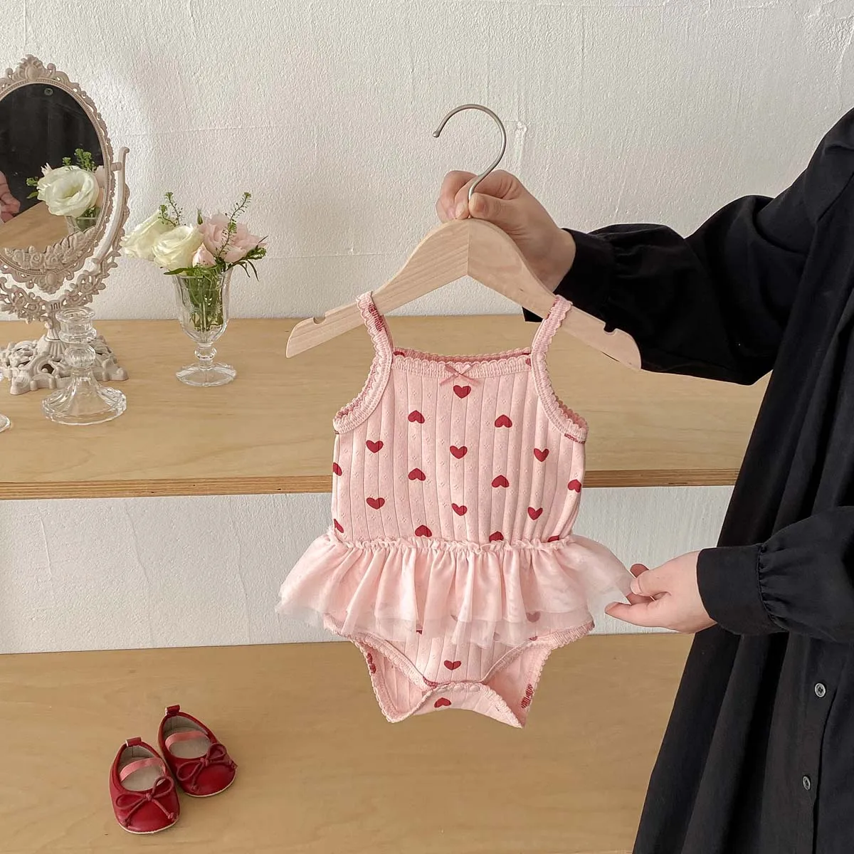Baby Sleeveless Romper with Bow