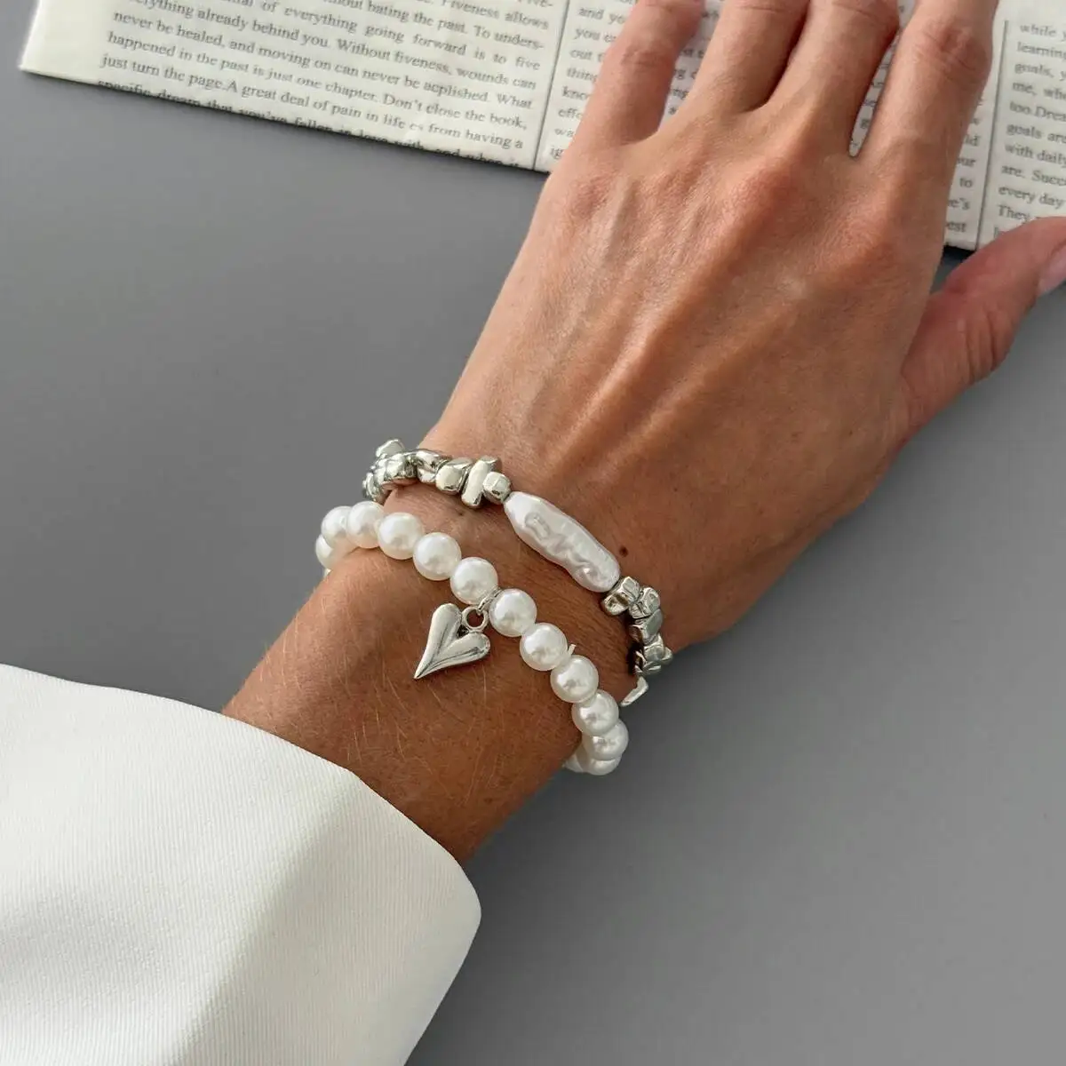 2-Piece Faux Pearl Bracelet Set