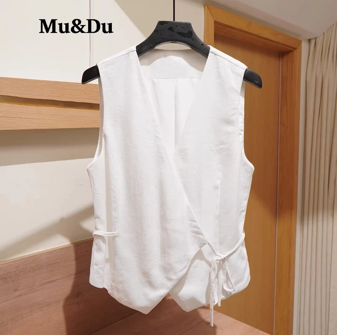 Lightweight Linen-Blend V-Neck Open-Front Vest