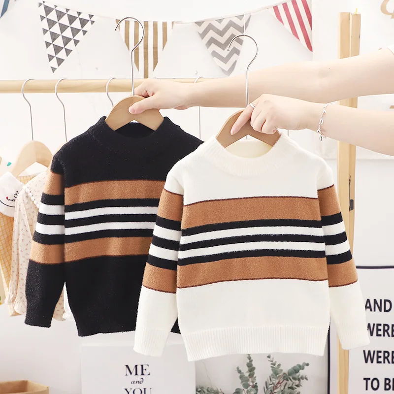 بلوفر مخطّط شتوي للأولاد