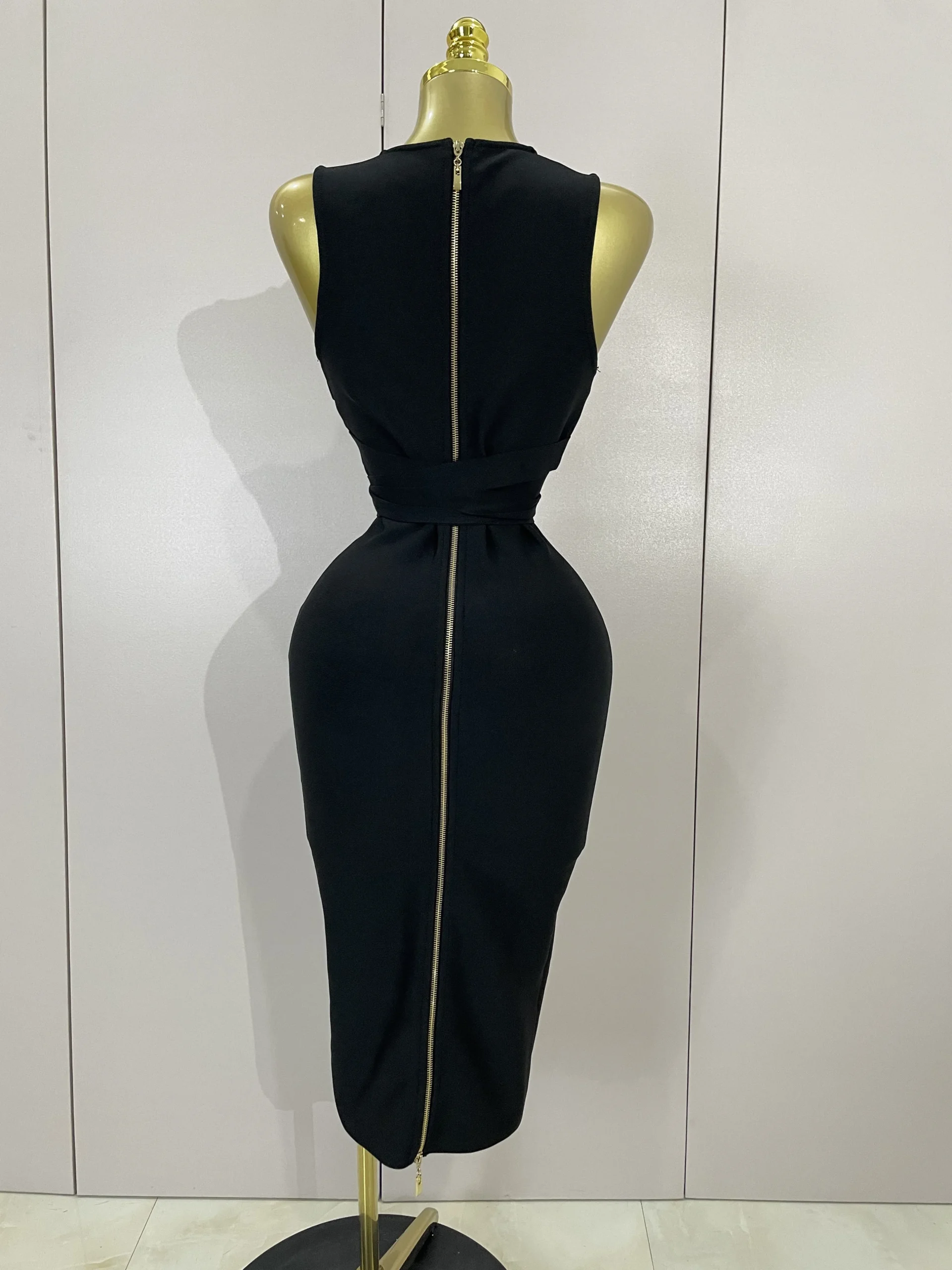 Bodycon Sleeveless V-Neck Dress — Image 11