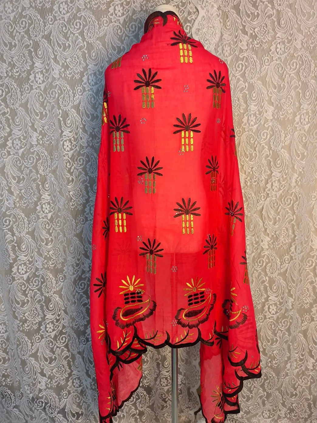 طرحة مطرّزة طويلة — صورة تفصيلية 7