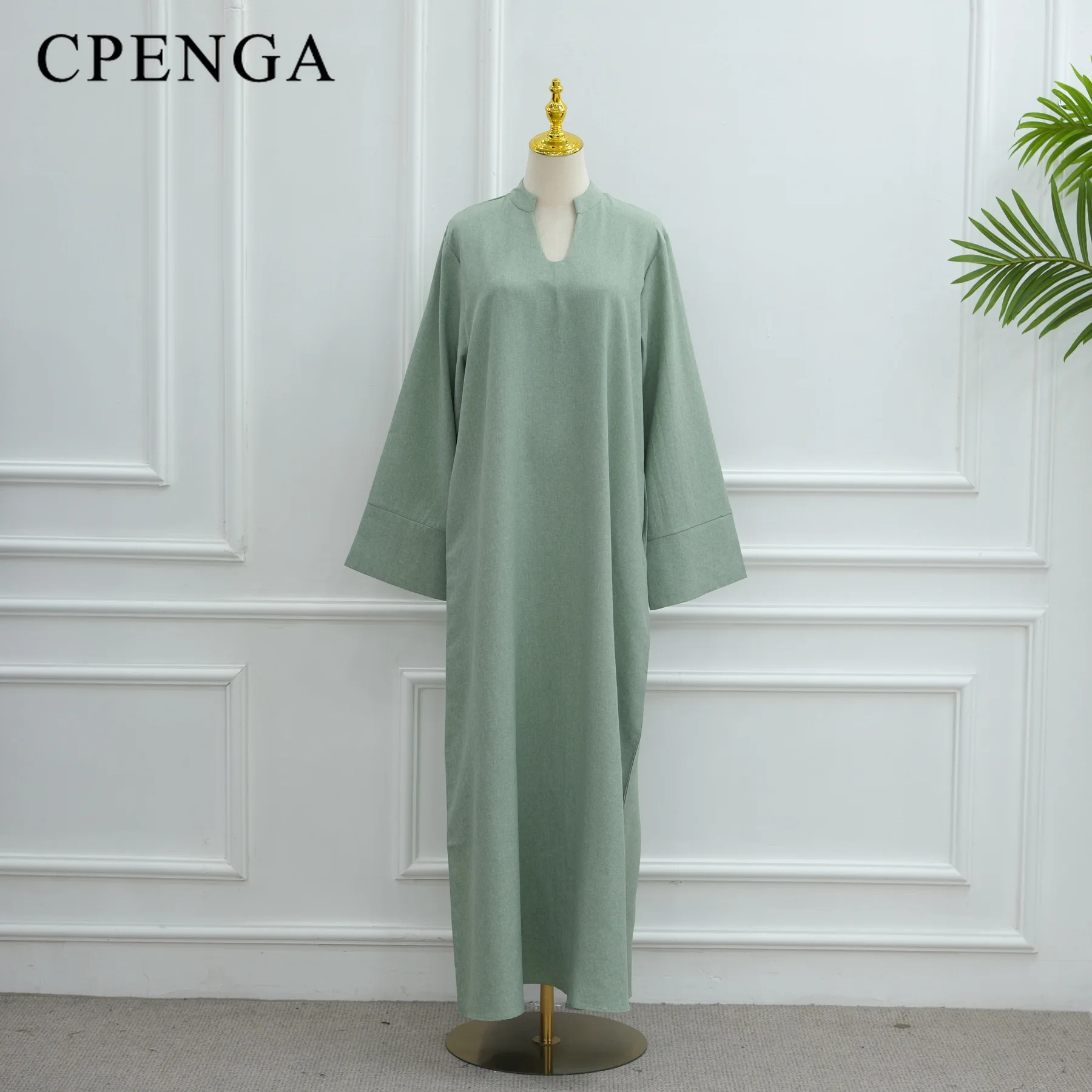 Dubai-Style Modest Eid Dress