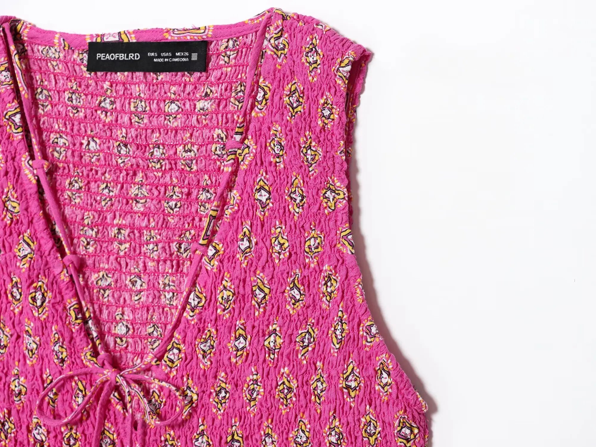 2-Piece Textured Set: Sleeveless Top and Pants