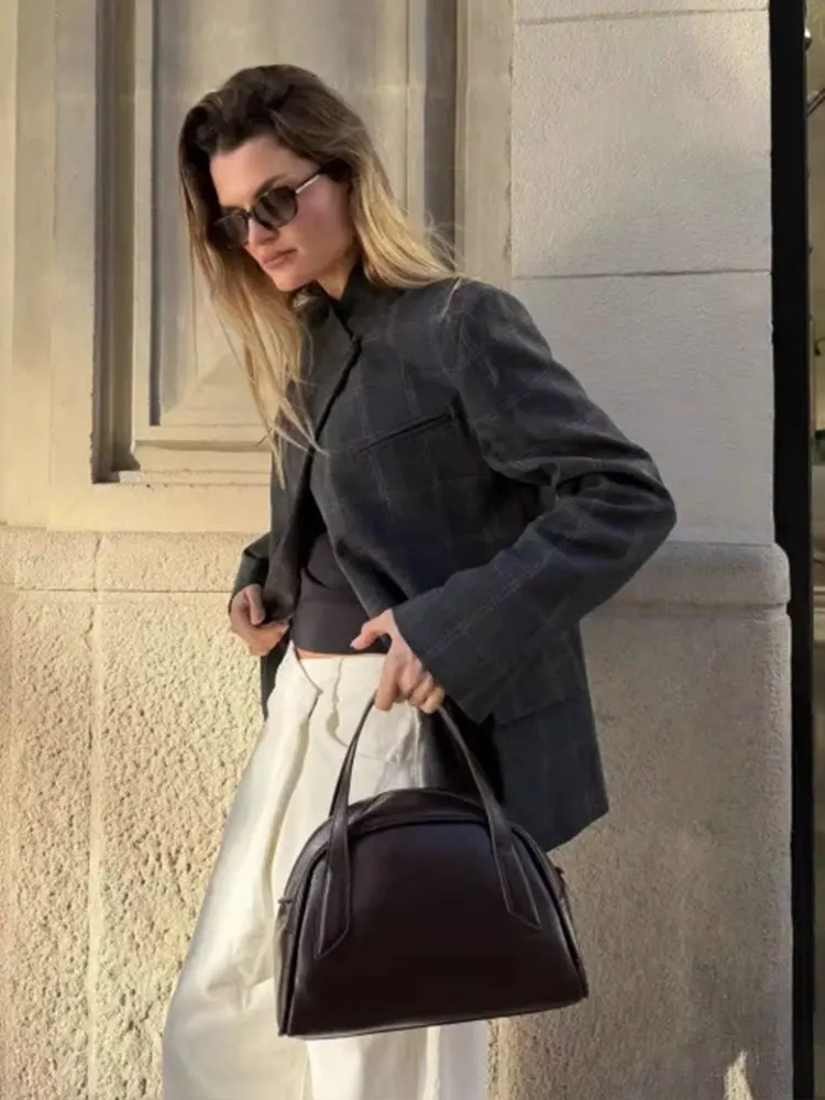 بليزر كاروهات بأكمام طويلة