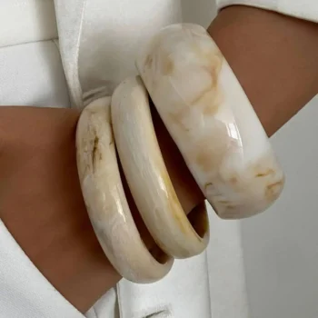 3-Piece Classic Beige Resin Bracelet Set