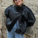 جاكيت جلد صناعي أسود بأكمام طويلة — صورة 5