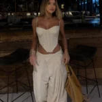 طقم صيفي من توب بلا أكمام وبنطال بخصر مطاطي — صورة 3