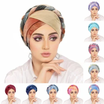 عمامة مطبوعة بضفيرة أمامية