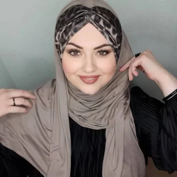 عباية بملمس حريري