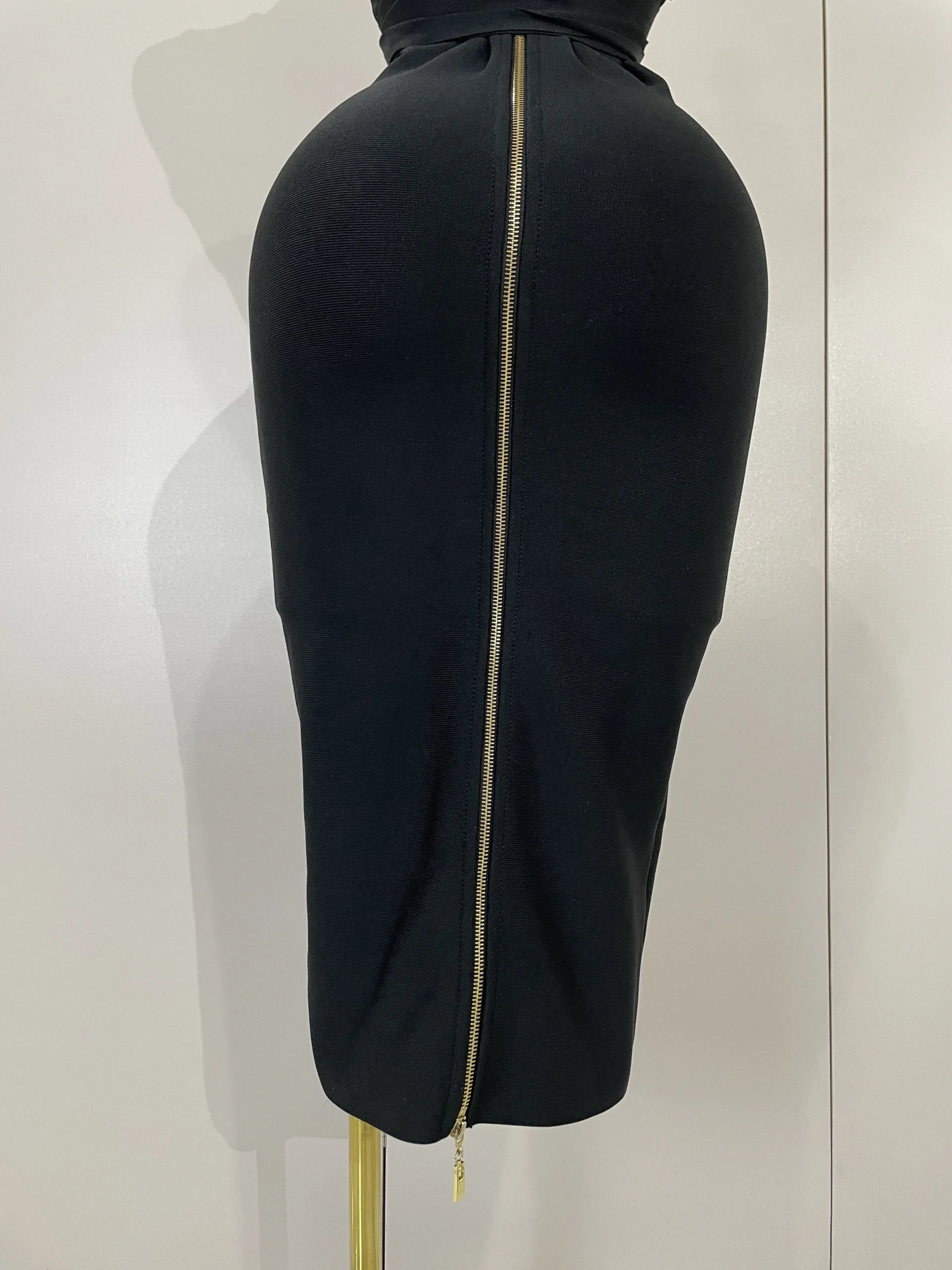 Bodycon Sleeveless V-Neck Dress — Image 17