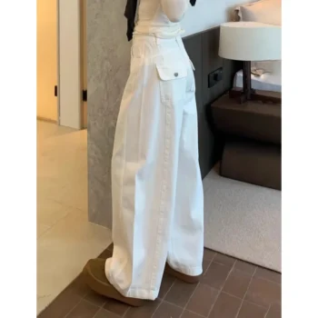 جينز واسع الساق