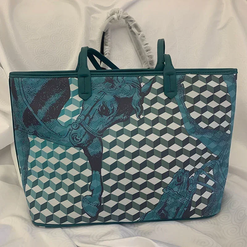 Large-Capacity Bag