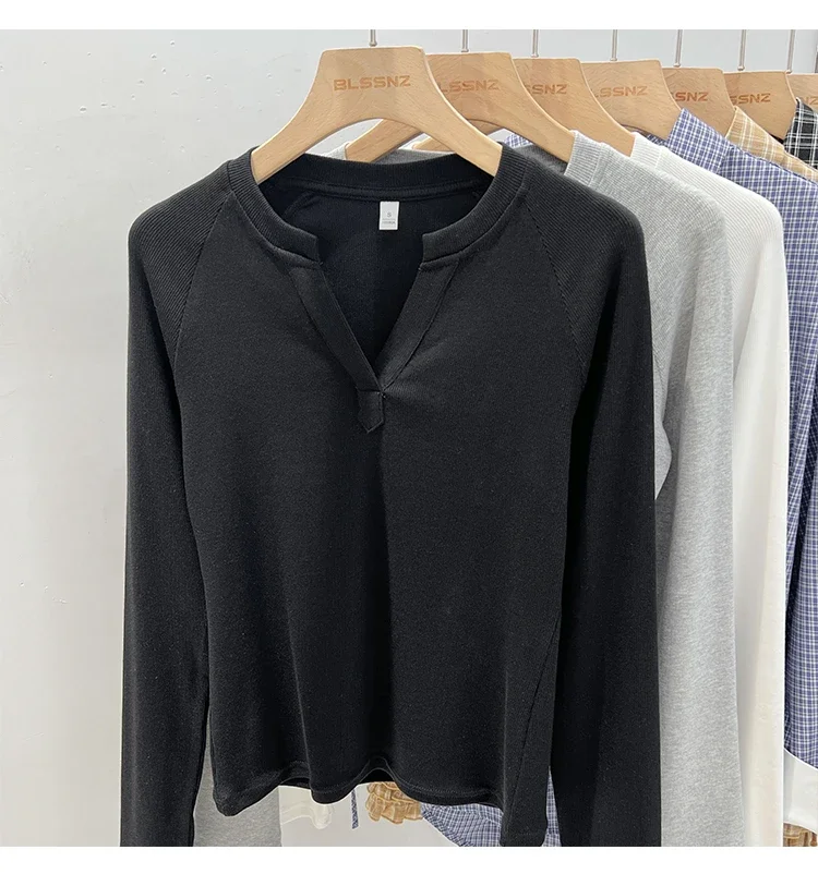 Slim-Fit Long Sleeve V-Neck T-Shirt — Image 25