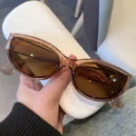 طقم نظارات شمسية صغيرة بعين القطة — صورة 4