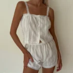 طقم بيجاما بحمّالات وشورت بنسيج جاكارد ناعم — صورة 2