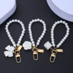 Pearl Bag with Chain — Image 2