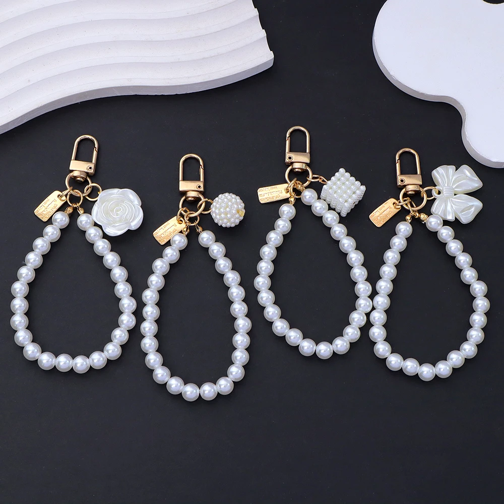 Pearl Bag with Chain
