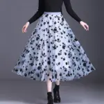 Korean-Style Loose Floral Skirt — Image 5