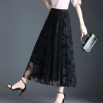 Korean-Style Loose Floral Skirt — Image 2