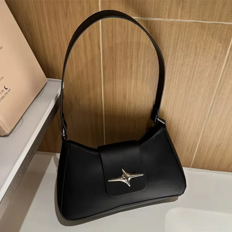Classic Shoulder Bag